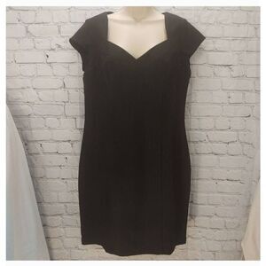 BCX Junior's Size 13 Black Cap Sleeve Dress